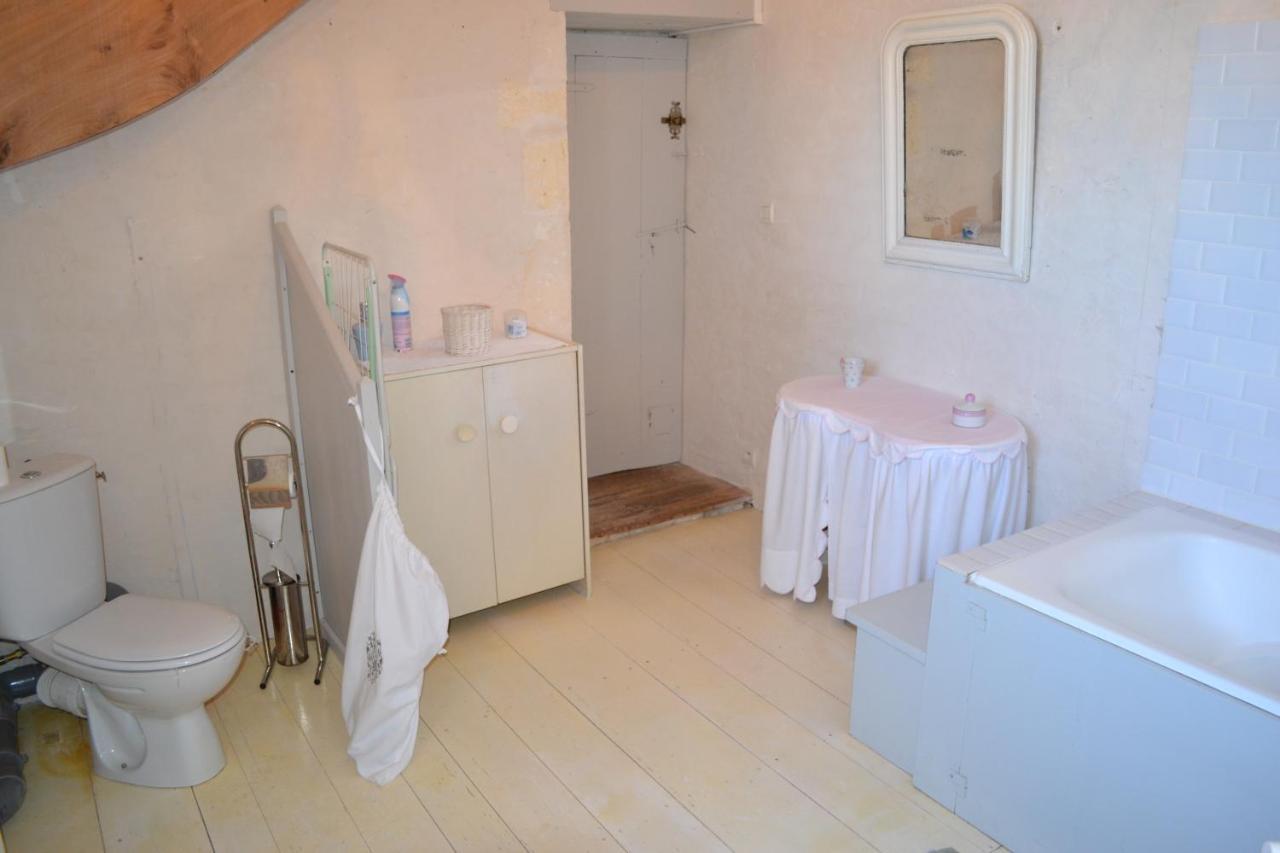 Bed and Breakfast Le Petit Logis Rouillac  Exterior foto