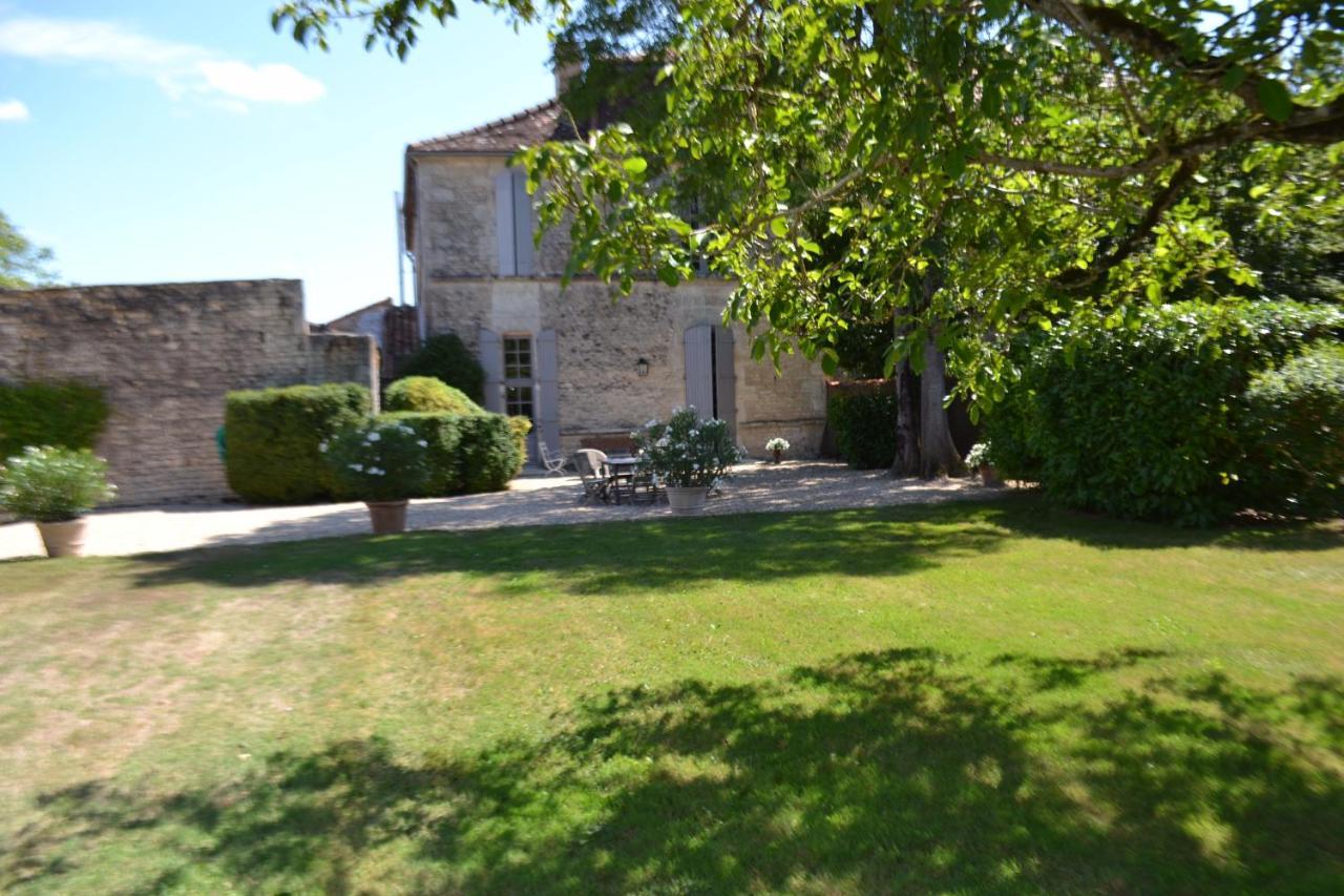 Bed and Breakfast Le Petit Logis Rouillac  Exterior foto